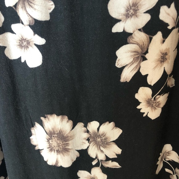 Floral flowy sun dress - Picture 2 of 4